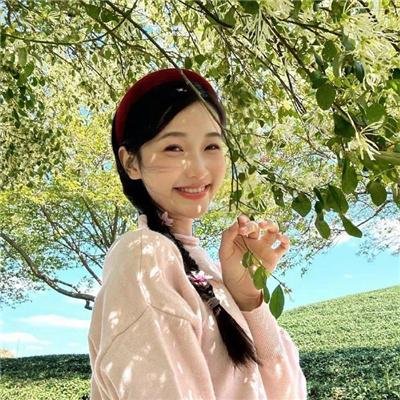 白衣侠女